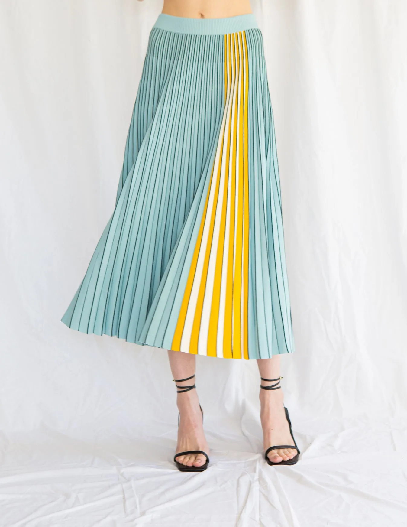 3D Knit Pleated Skirt in Sky Blue