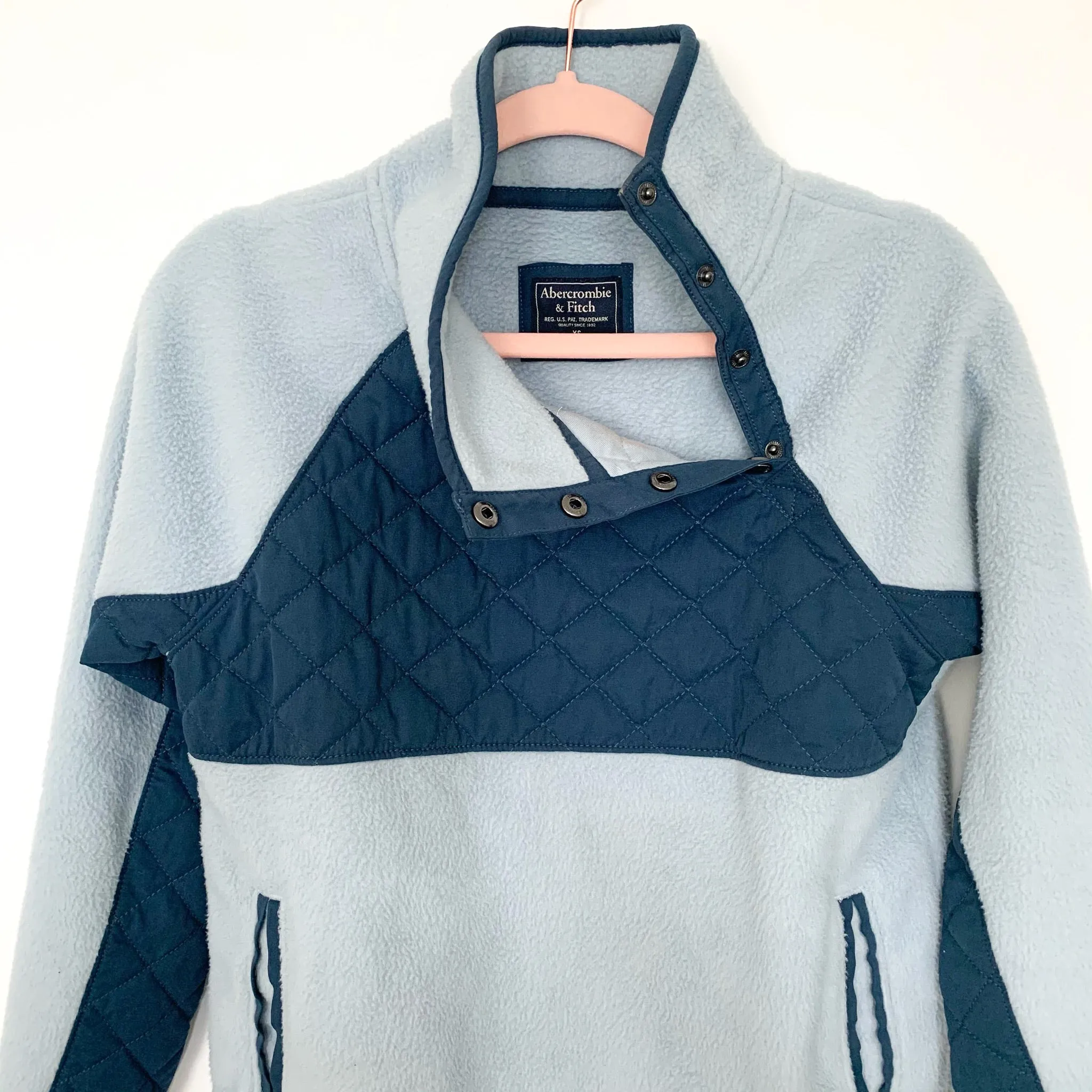 Abercrombie & Fitch Blue Quilted Panel Pullover- Size XS