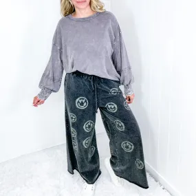 Be Happy Cropped Wide Leg Raw Hem Palazzo Pants in Washed Black