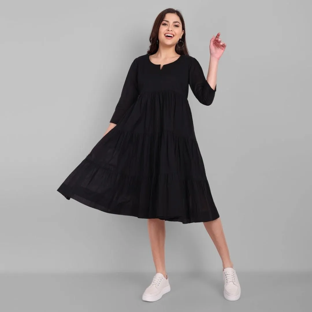 Black Cotton Mul Short Graduated Dress