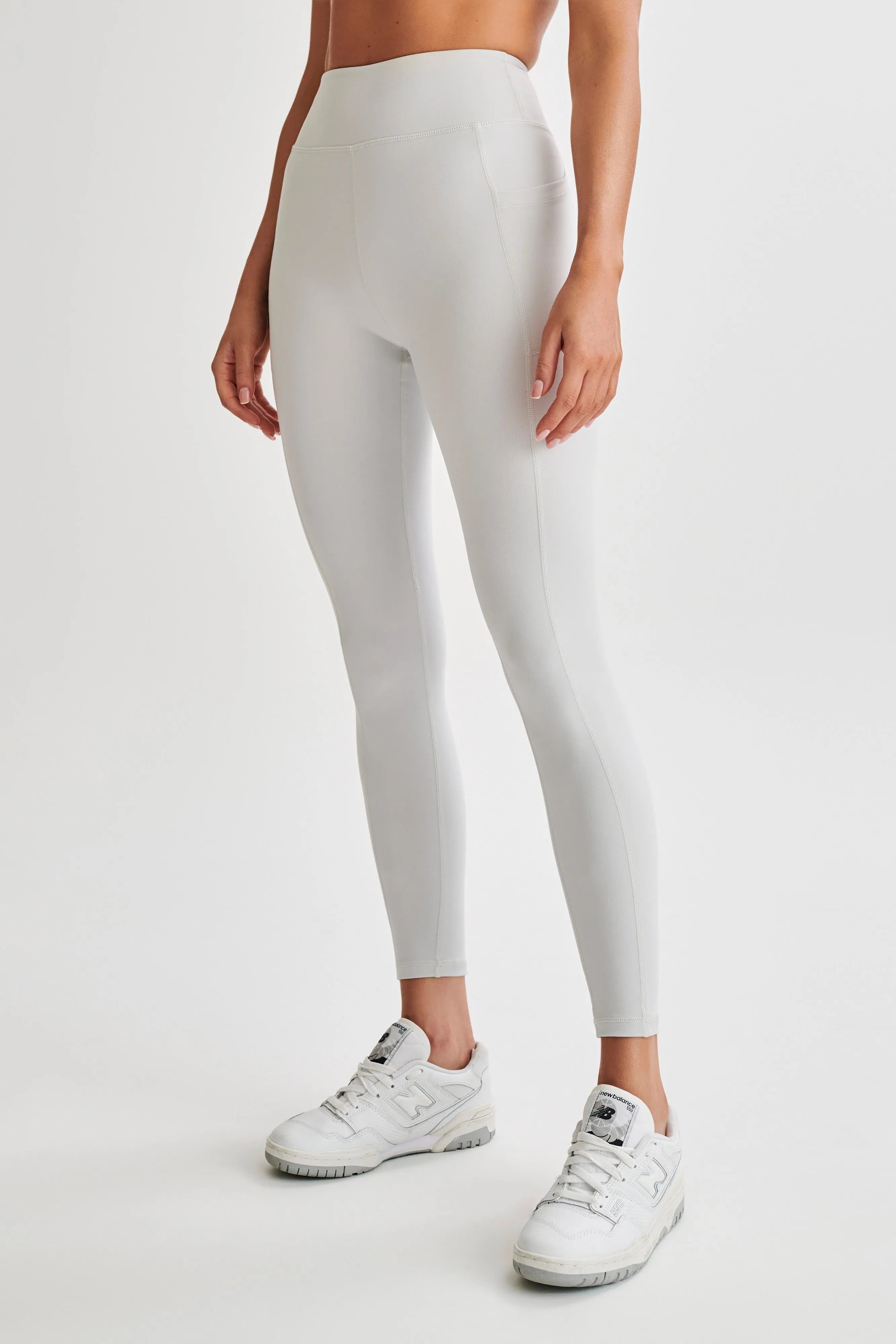 Briar V Back Leggings With Pockets - Ice Grey