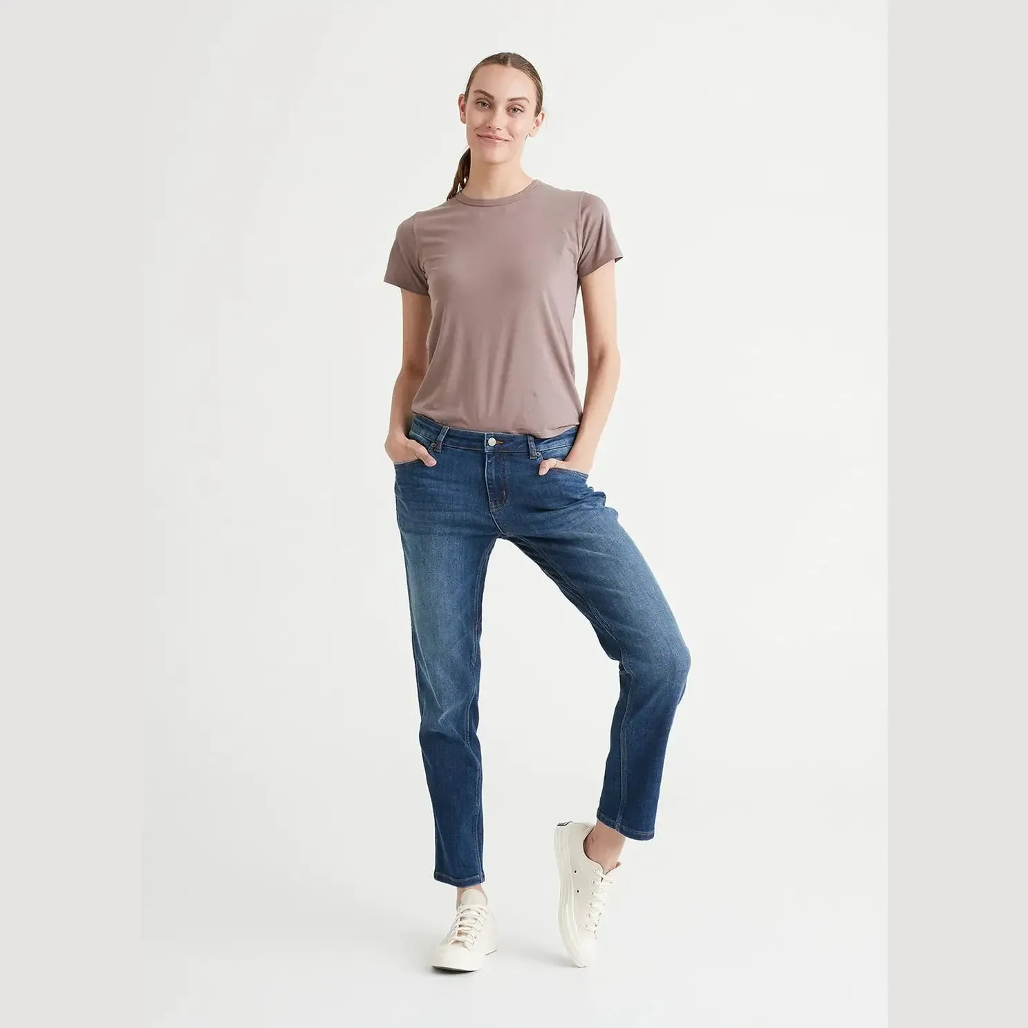 Du/er Performance Denim Girlfriend Jean