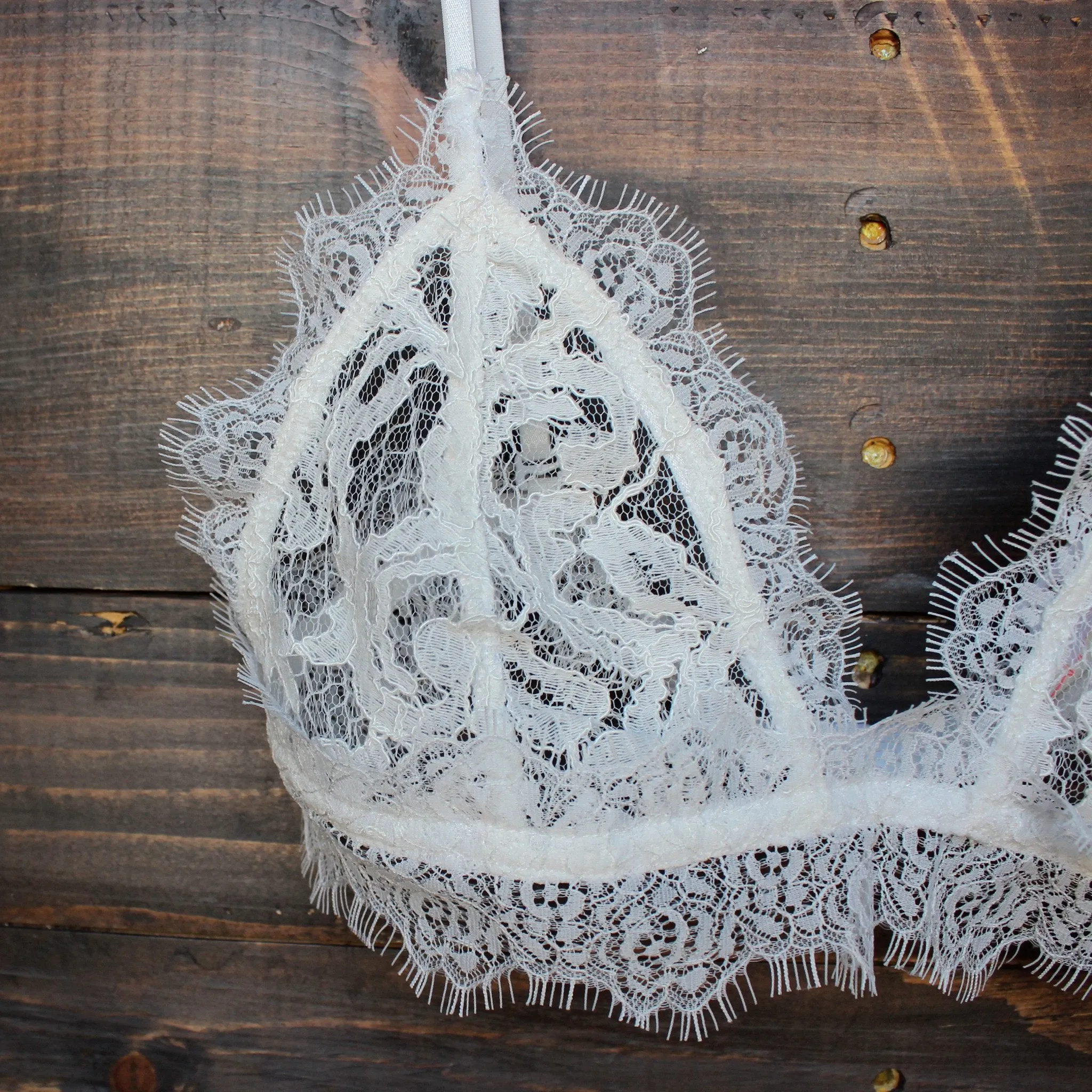 Final Sale - Bare Nothing Lace Bralette in Black