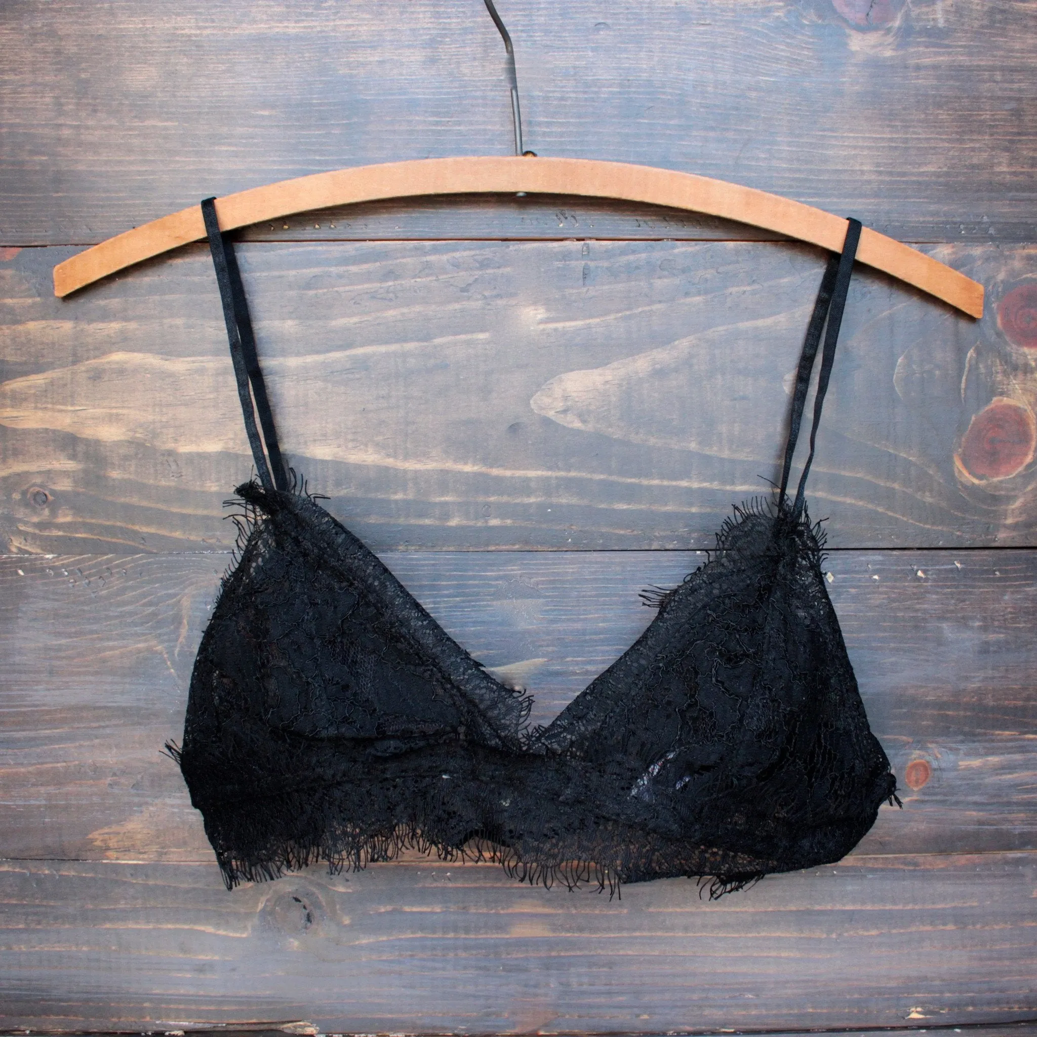 Final Sale - Bare Nothing Lace Bralette in Black