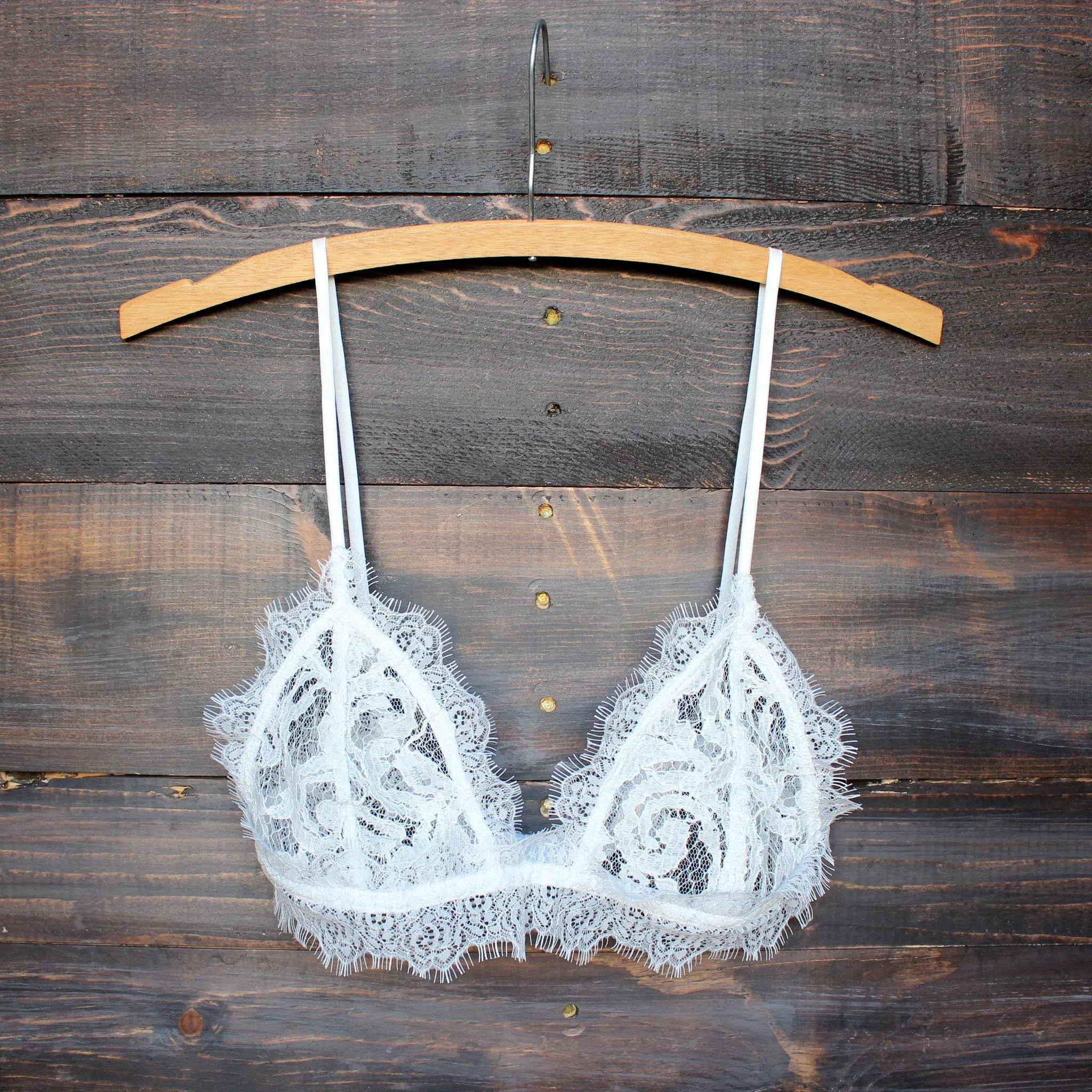 Final Sale - Bare Nothing Lace Bralette in Black