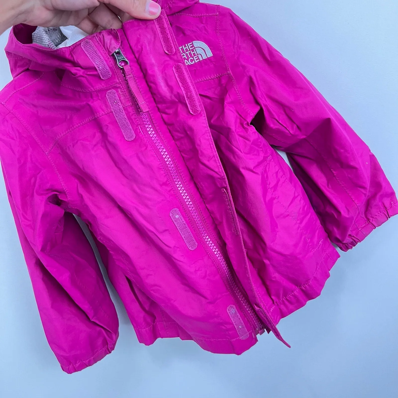 The North Face Girls Fuchsia Windbreaker Jacket 2T